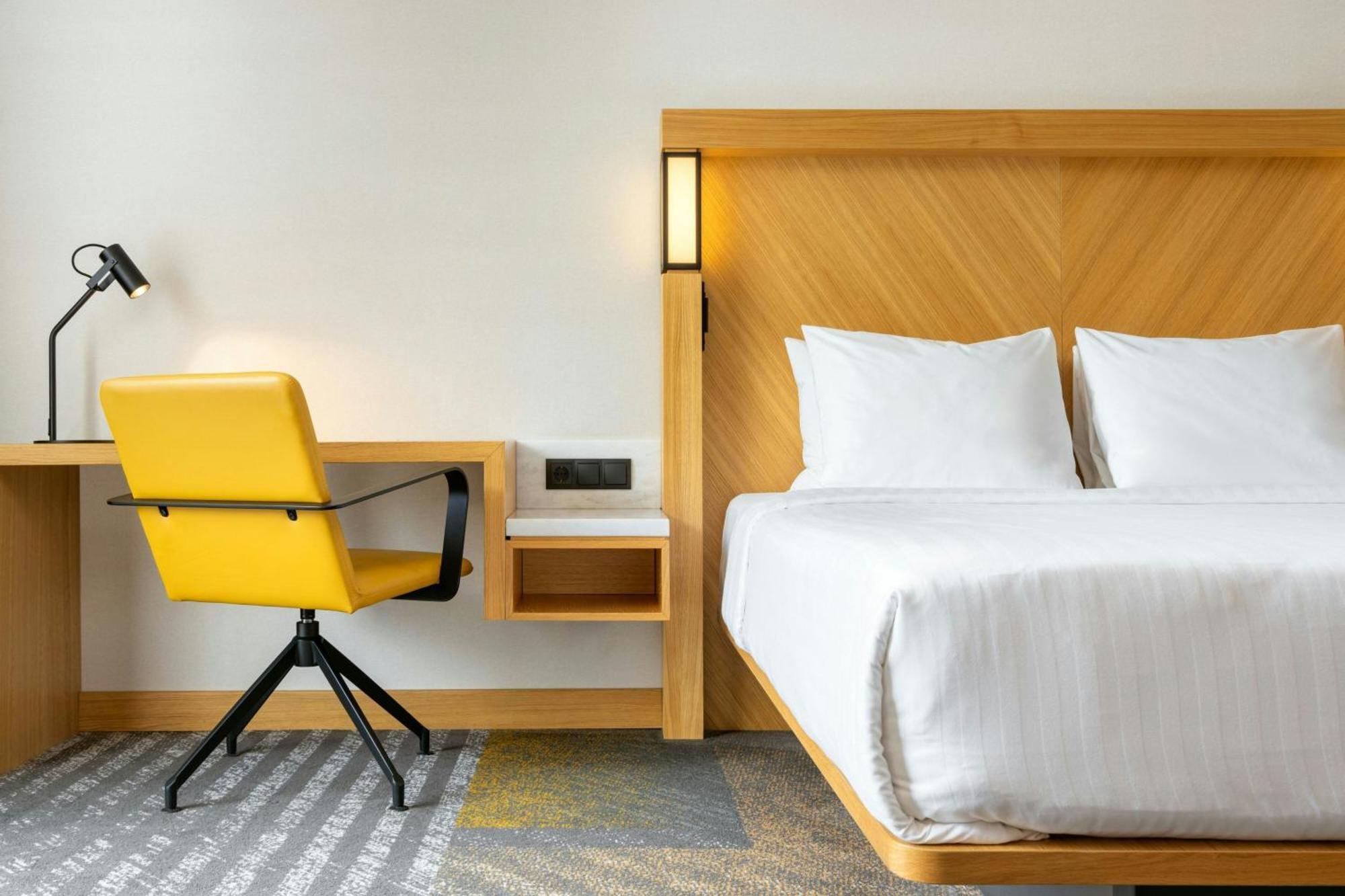 Courtyard By Marriott Tbilisi Exterior foto